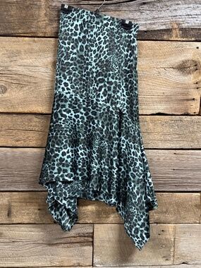 NWT sen Melinda Leopard print asymmetrical hem skirt, teal/black, Med